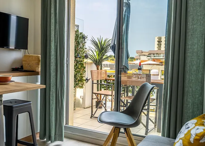 Piton Des Neiges - Nid Douillet Terrasse Vue Port * ארסשון